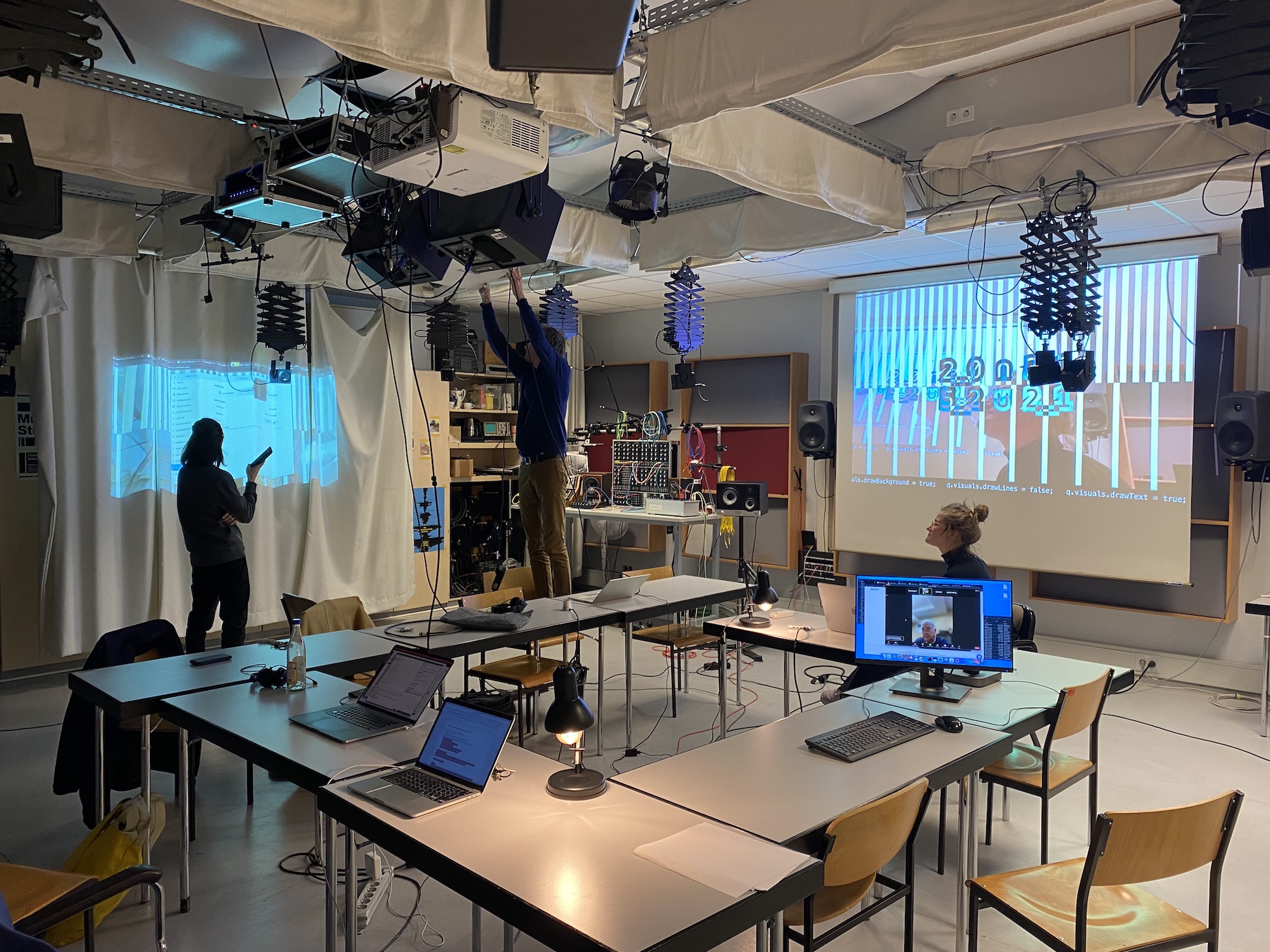 The performance spot @ Experimentallabor of RSH Düsseldorf